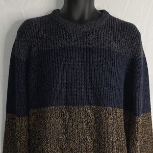 Pull & Bear Men's Two-Tone Warm Crewneck Sweater Navy and Brown Size XL CJ-3217